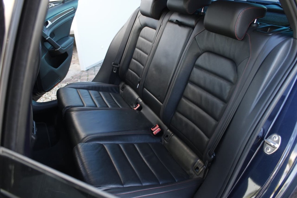 2014 VOLKSWAGEN GOLF 7, Blue metallic, 177000Kms, Automatic, Hatchback, Petrol, R299 900, Wingfield Motors Kuilsriver