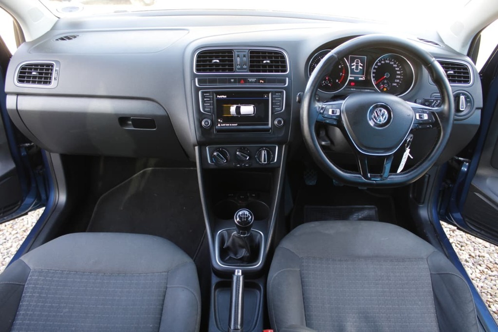 2017 VOLKSWAGEN POLO GP, Blue, 164700Kms, Manual, Hatchback, Petrol, R169 995, Kuilsriver