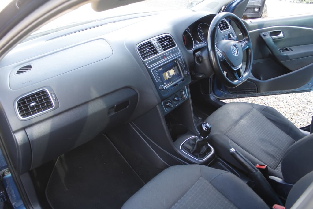 2017 VOLKSWAGEN POLO GP, Blue, 164700Kms, Manual, Hatchback, Petrol, R169 995, Kuilsriver