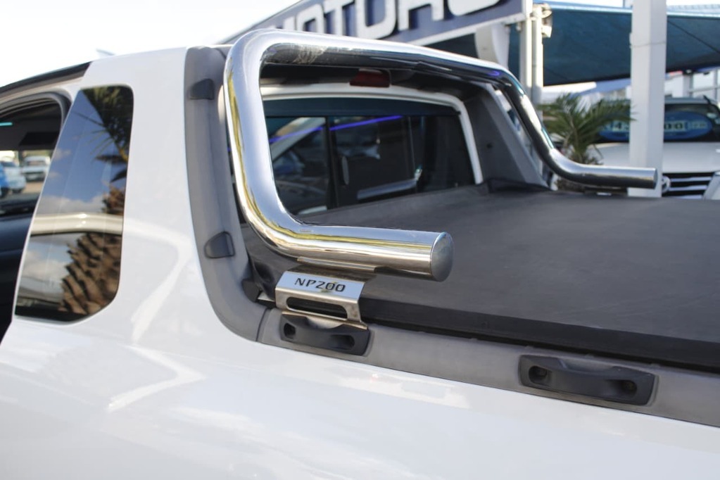 2020 NISSAN NP200, White, 195000Kms, Manual, Bakkie Single Cab, Petrol, R179 900, Kuilsriver