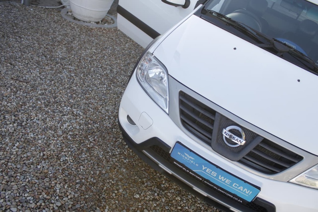 2020 NISSAN NP200, White, 195000Kms, Manual, Bakkie Single Cab, Petrol, R179 900, Kuilsriver