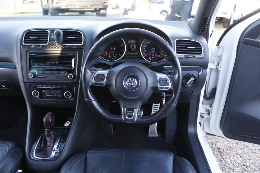 2012 VOLKSWAGEN GOLF 6, White, 152000Kms, Automatic, , Petrol, R229 900, Kuilsriver