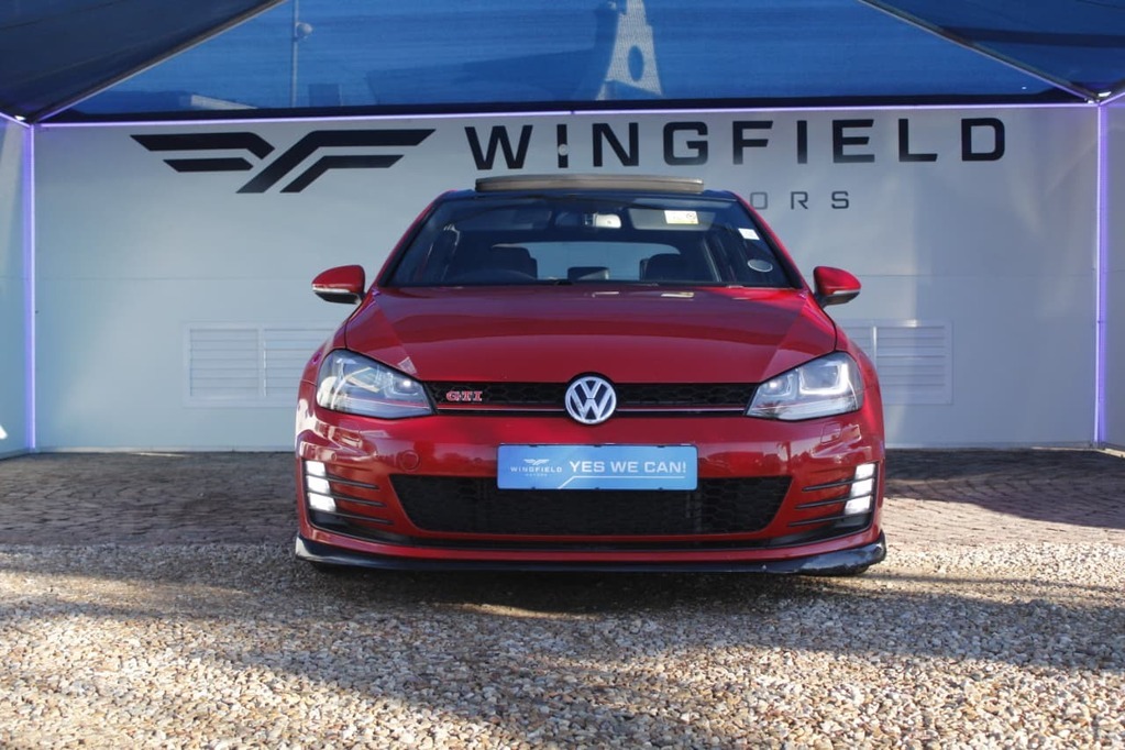 2015 VOLKSWAGEN GOLF 7, Red, 137000Kms, Automatic, , Petrol, R309 900, Kuilsriver