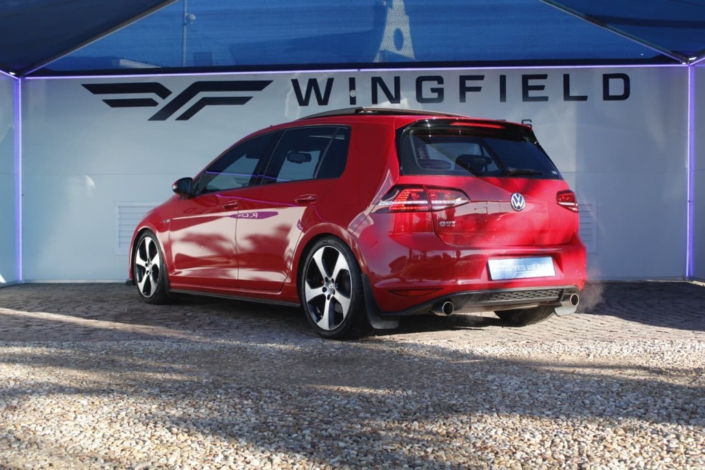 2015 VOLKSWAGEN GOLF 7, Red, 137000Kms, Automatic, , Petrol, R309 900, Kuilsriver