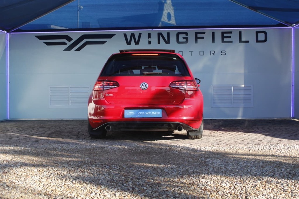2015 VOLKSWAGEN GOLF 7, Red, 137000Kms, Automatic, , Petrol, R309 900, Kuilsriver
