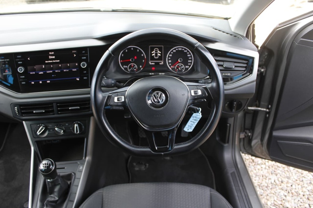2019 VOLKSWAGEN POLO, Brown, 102500Kms, Manual, , Petrol, R229 900, Kuilsriver