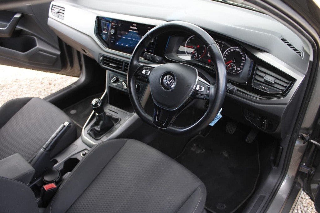 2019 VOLKSWAGEN POLO, Brown, 102500Kms, Manual, , Petrol, R229 900, Kuilsriver