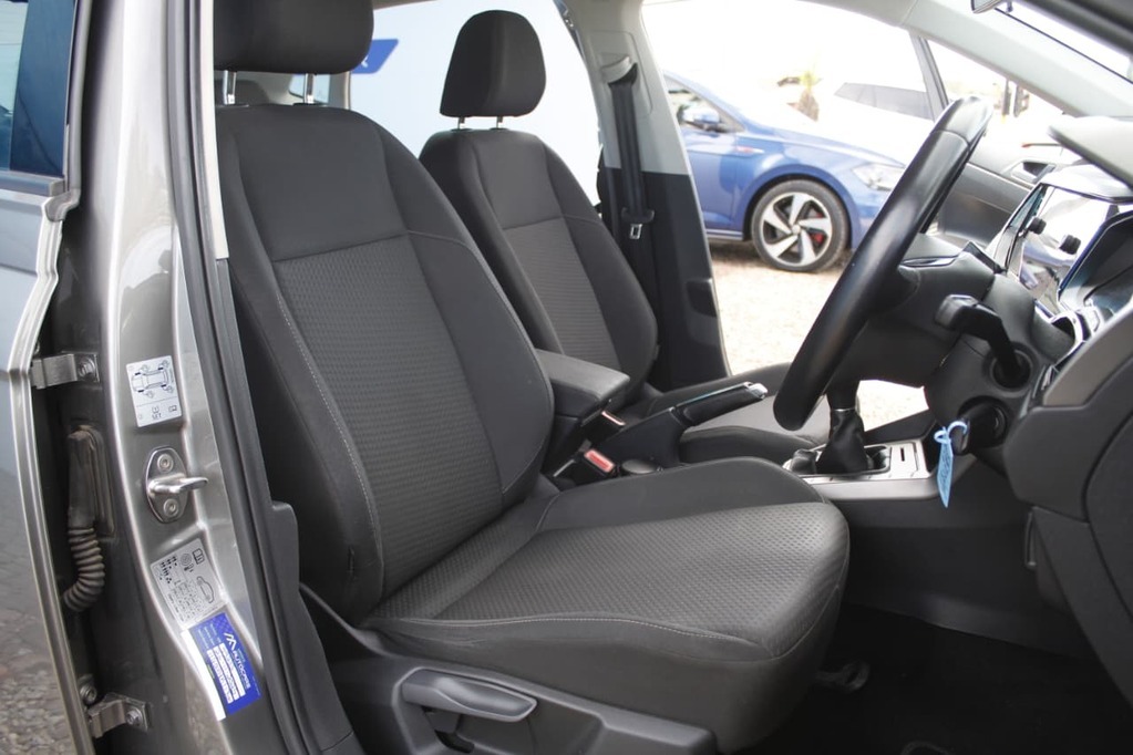 2019 VOLKSWAGEN POLO, Brown, 102500Kms, Manual, , Petrol, R229 900, Kuilsriver