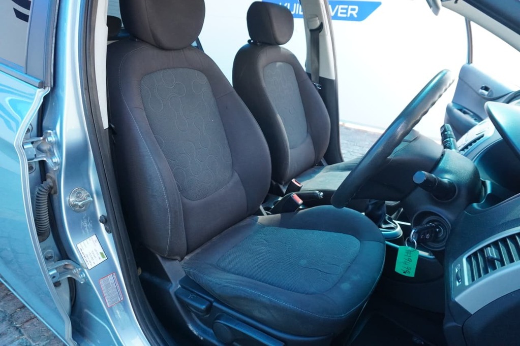 2010 HYUNDAI i20, Blue, 155000Kms, Manual, Hatchback, Petrol, R95 000, Kuilsriver