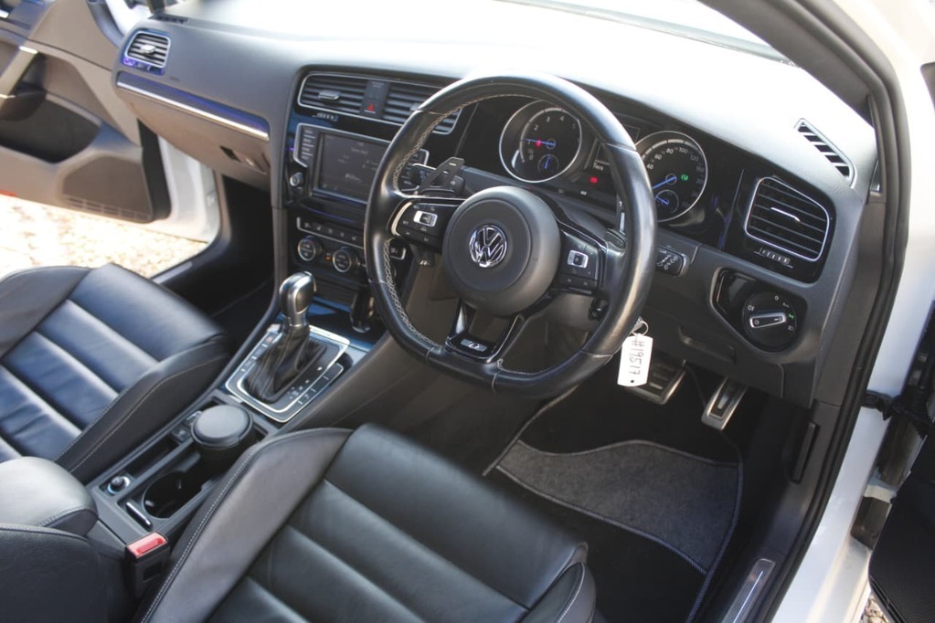 2016 VOLKSWAGEN GOLF 7, White, 74070Kms, Automatic, Hatchback, Petrol, R549 990, Kuilsriver