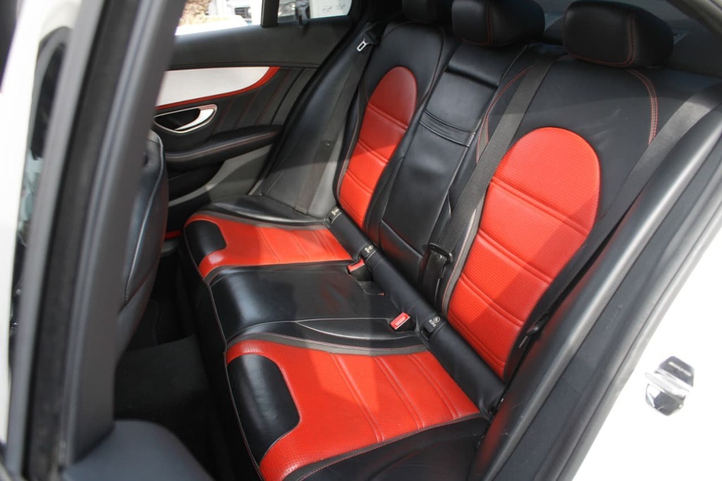 2015 MERCEDES-BENZ C CLASS, White, 132000Kms, Automatic, Sedan, Petrol, R679 900, Kuilsriver