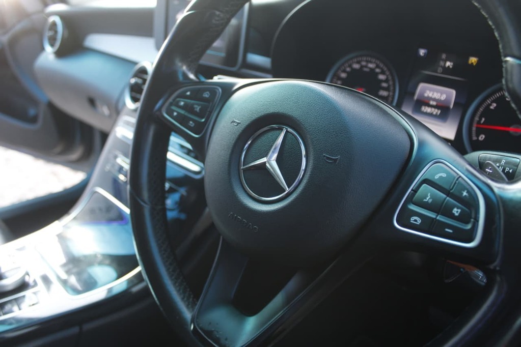 2017 MERCEDES-BENZ C CLASS, Grey, 129000Kms, Automatic, Sedan, Petrol, R299 900, Wingfield Motors Kuilsriver