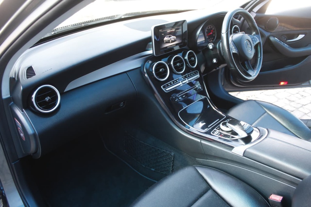 2017 MERCEDES-BENZ C CLASS, Grey, 129000Kms, Automatic, Sedan, Petrol, R299 900, Wingfield Motors Kuilsriver