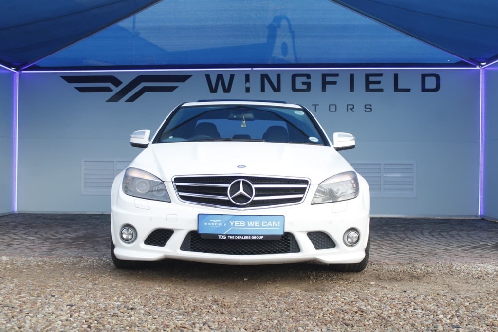 2008 MERCEDES-BENZ C CLASS SEDAN, White, 148892Kms, Automatic, Sedan, Petrol, R549 900, Kuilsriver