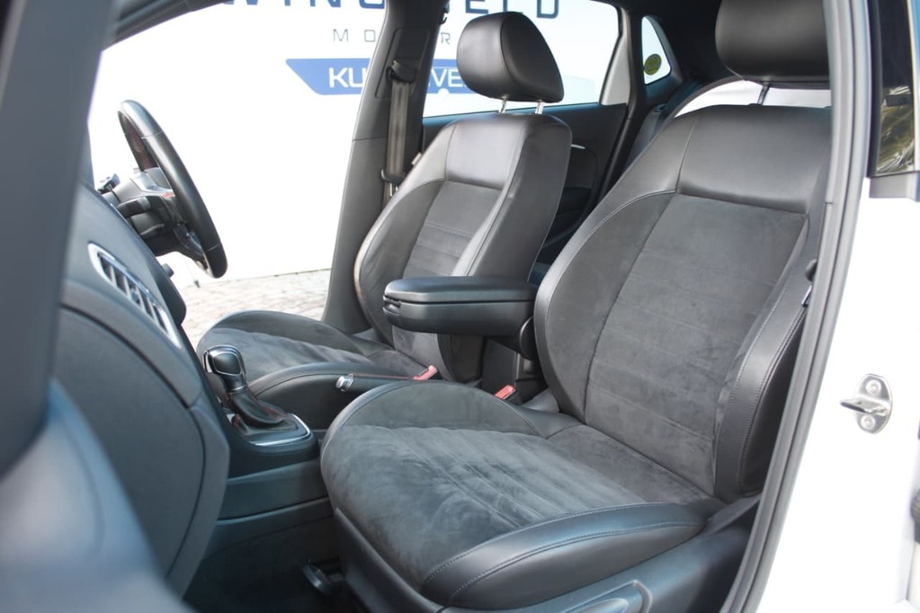 2016 VOLKSWAGEN POLO, White, 30250Kms, Automatic, Hatchback, Petrol, R359 900, Kuilsriver