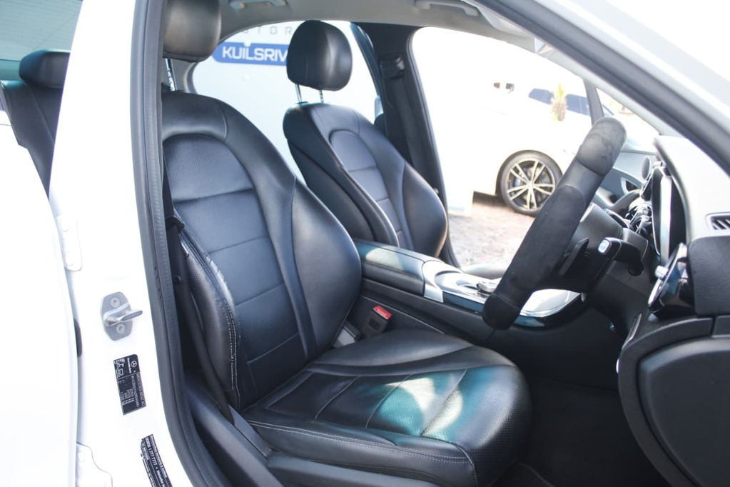 2021 MERCEDES-BENZ C CLASS, White, 155000Kms, Automatic, Sedan, Petrol, R369 900, Kuilsriver