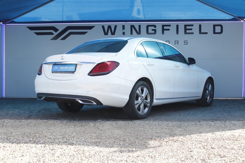 2021 MERCEDES-BENZ C CLASS, White, 155000Kms, Automatic, Sedan, Petrol, R369 900, Kuilsriver