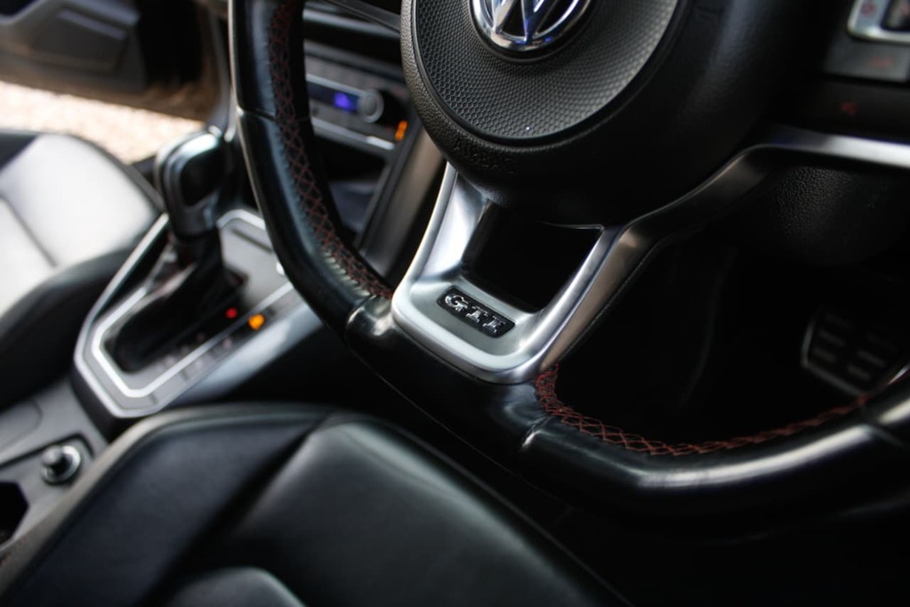 2020 VOLKSWAGEN POLO, Black, 79781Kms, Automatic, Hatchback, Petrol, R389 900, Kuilsriver