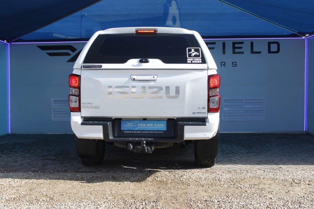 2024 ISUZU D-MAX, White, 33500Kms, Automatic, Bakkie Double Cab, Diesel, R499 900, Kuilsriver