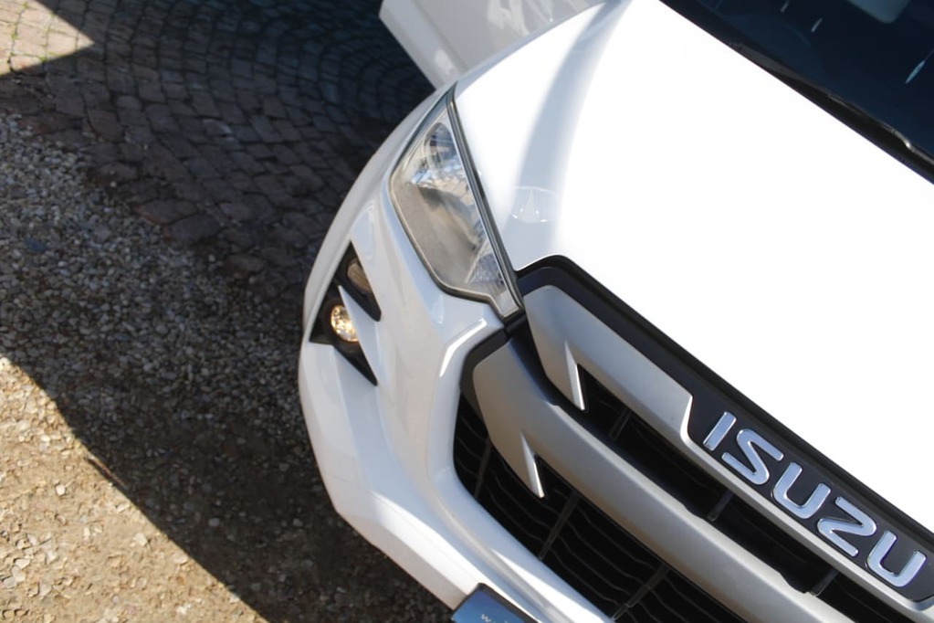 2024 ISUZU D-MAX, White, 33500Kms, Automatic, Bakkie Double Cab, Diesel, R499 900, Kuilsriver