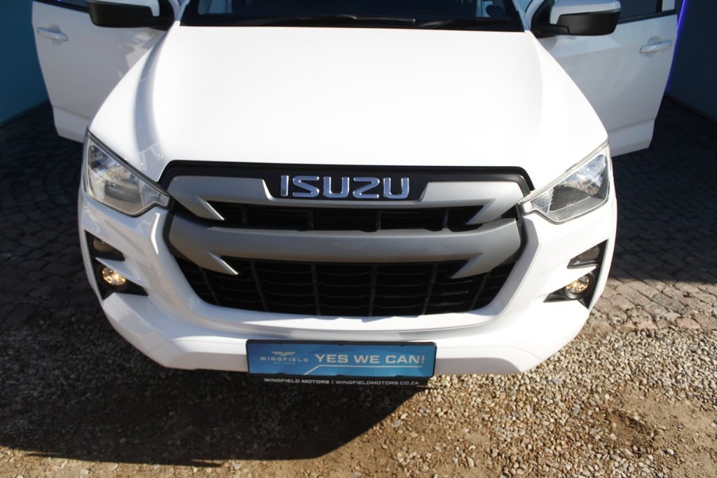 2024 ISUZU D-MAX, White, 33500Kms, Automatic, Bakkie Double Cab, Diesel, R499 900, Kuilsriver