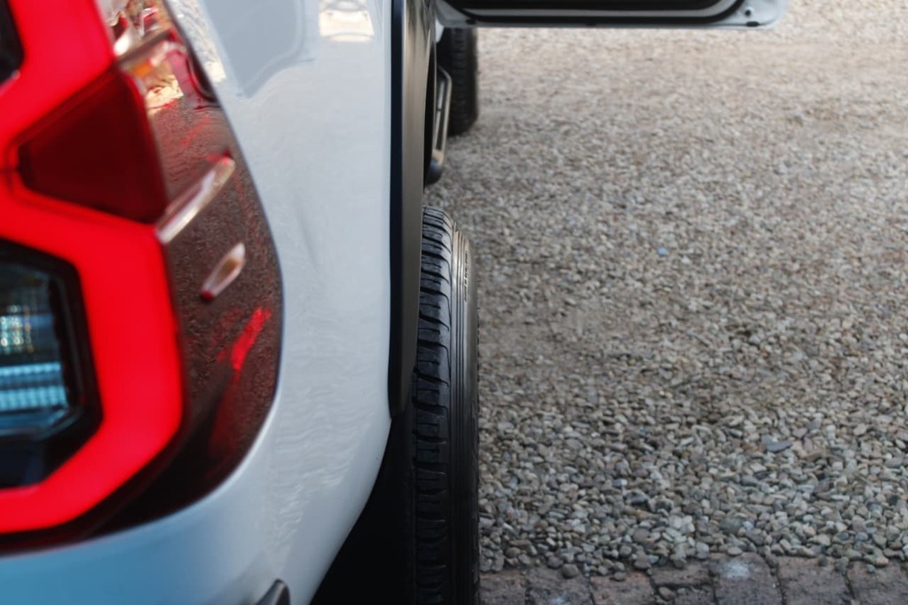 2019 TOYOTA HILUX, White, 102000Kms, Manual, Bakkie Single Cab, Diesel, R359 900, Kuilsriver