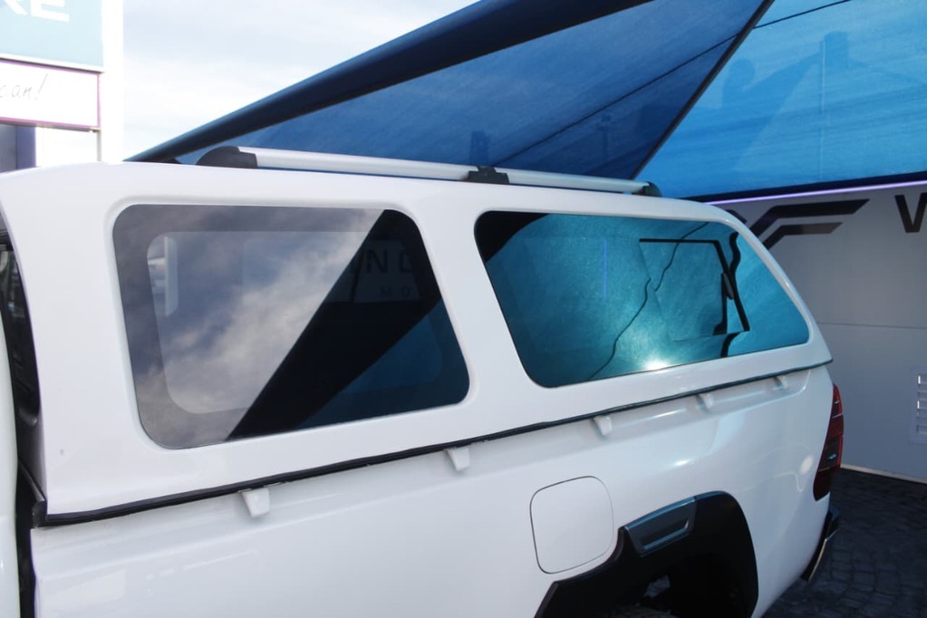 2019 TOYOTA HILUX, White, 102000Kms, Manual, Bakkie Single Cab, Diesel, R359 900, Kuilsriver
