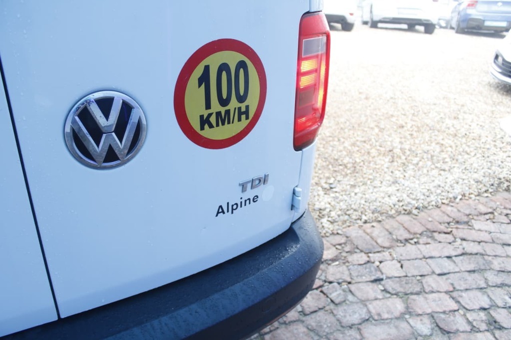 2018 VOLKSWAGEN CADDY, White, 232000Kms, Manual, Panel Van, Diesel, R169 900, Kuilsriver