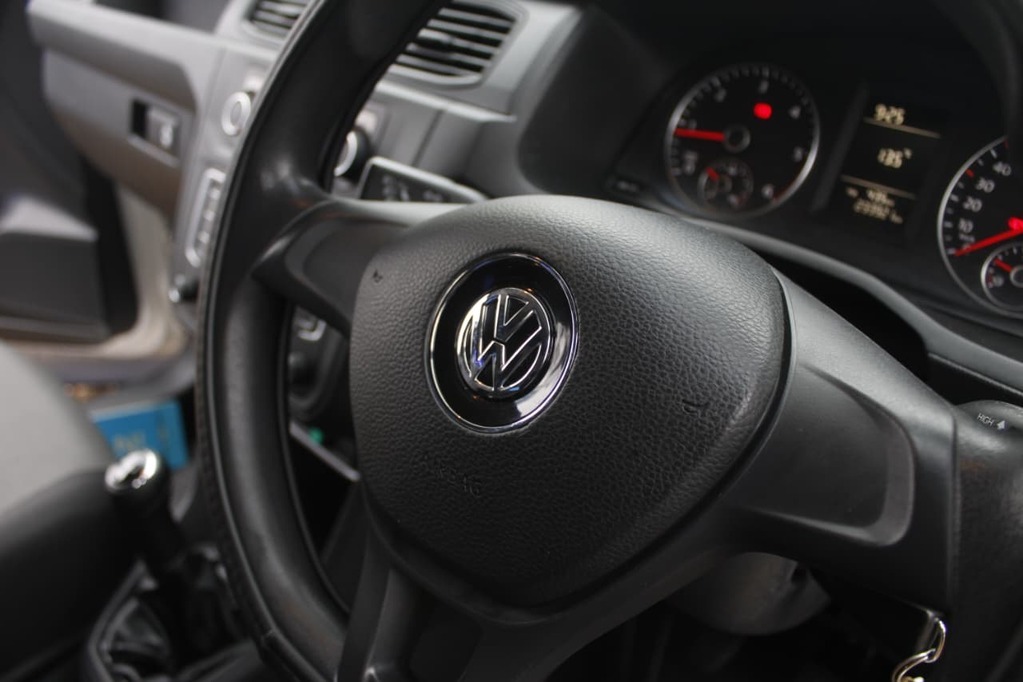 2018 VOLKSWAGEN CADDY, White, 232000Kms, Manual, Panel Van, Diesel, R169 900, Kuilsriver
