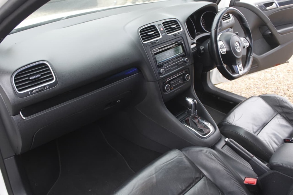 2012 VOLKSWAGEN GOLF 6, White, 187000Kms, Automatic, Hatchback, Petrol, R239 900, Kuilsriver