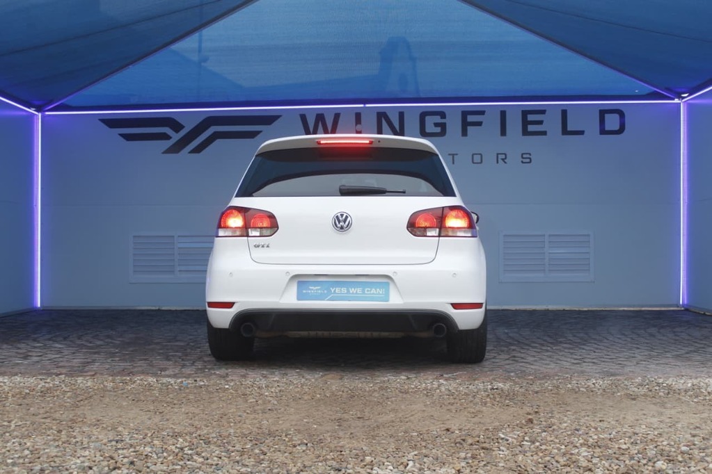 2012 VOLKSWAGEN GOLF 6, White, 187000Kms, Automatic, Hatchback, Petrol, R239 900, Kuilsriver