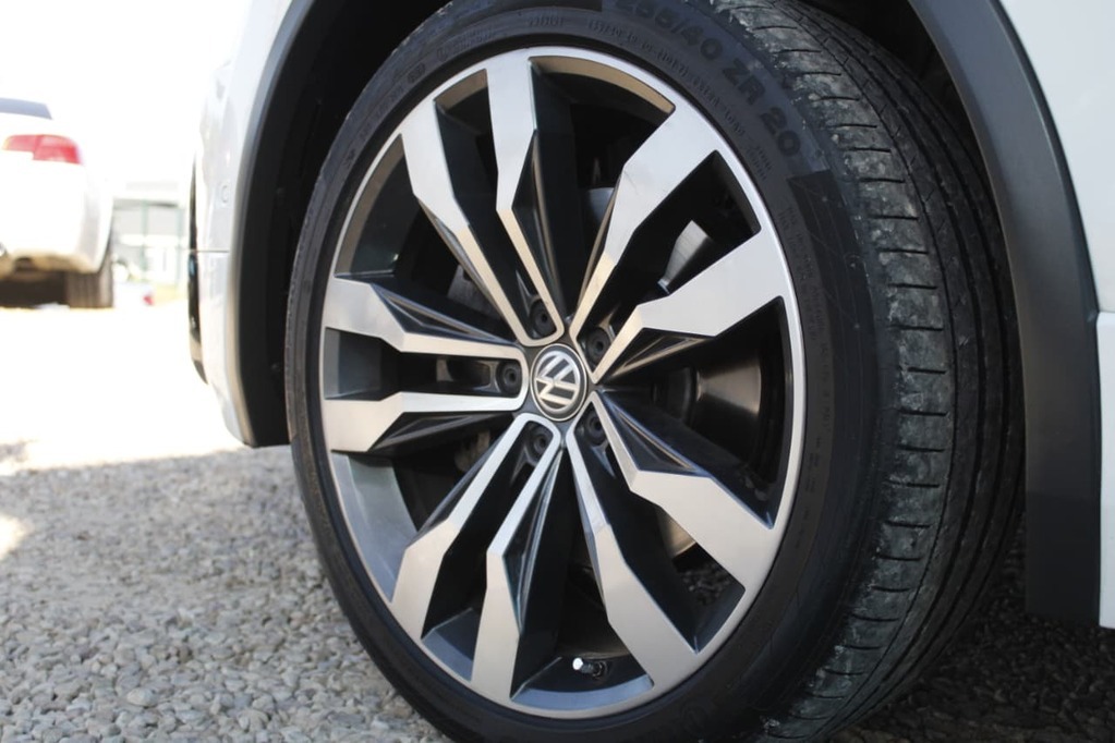 2020 VOLKSWAGEN TIGUAN, White, 69000Kms, Automatic, SUV, Petrol, R519 900, Kuilsriver
