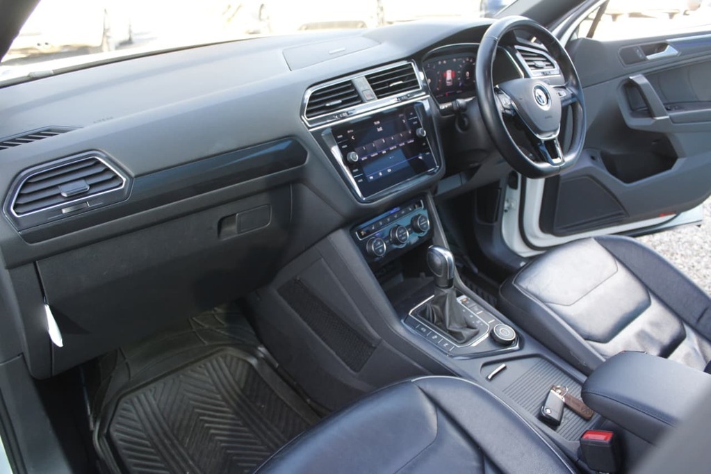 2020 VOLKSWAGEN TIGUAN, White, 69000Kms, Automatic, SUV, Petrol, R519 900, Kuilsriver