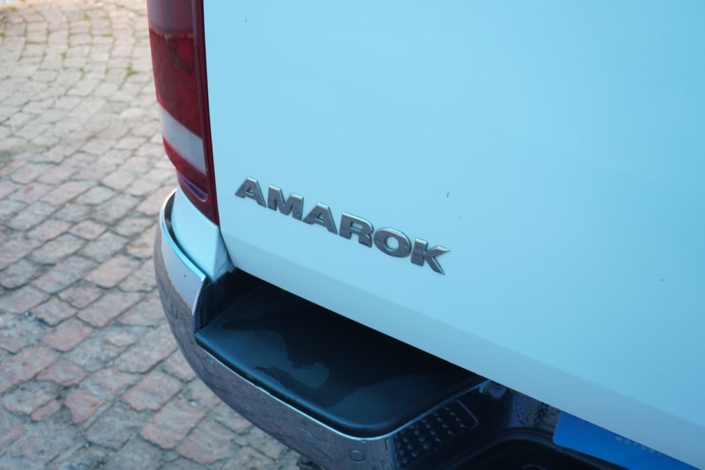 2018 VOLKSWAGEN AMAROK, White, 176000Kms, Automatic, Bakkie Double Cab, Diesel, R399 900, Kuilsriver