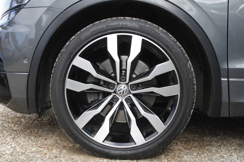 2019 VOLKSWAGEN TIGUAN, Graphite grey, 168500Kms, Automatic, SUV, Diesel, R389 900, Kuilsriver
