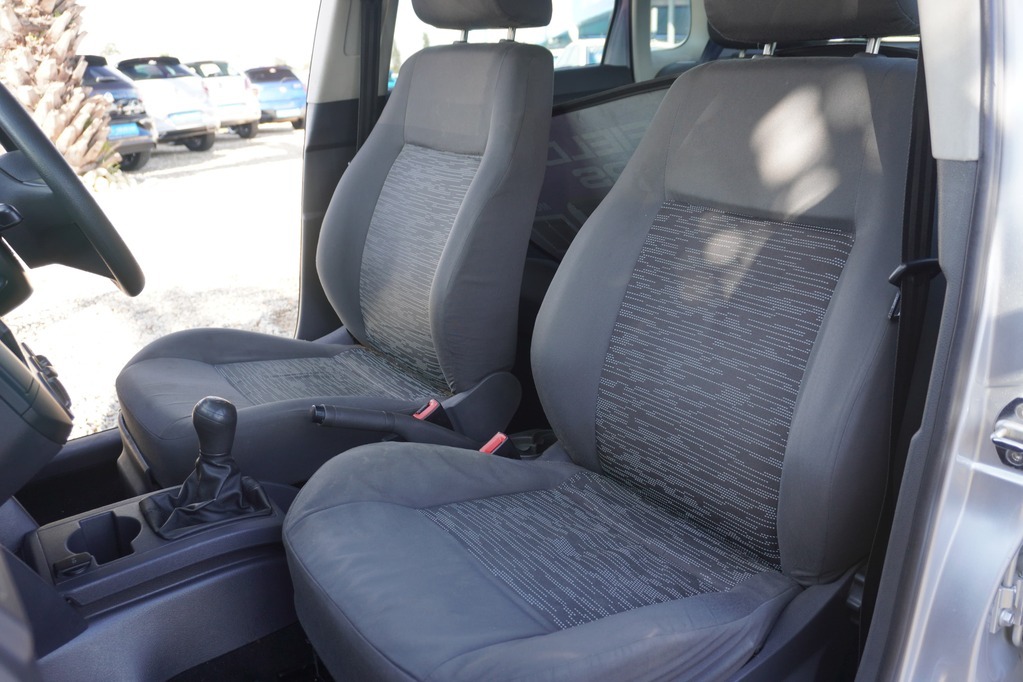 2014 VOLKSWAGEN POLO VIVO, Silver, 138680Kms, Manual, Hatchback, Petrol, R119 900, Kuilsriver