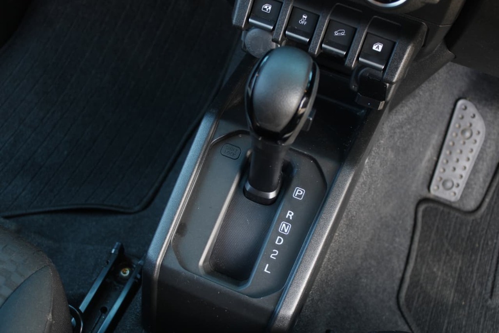 2021 SUZUKI JIMNY, Black, 31666Kms, Automatic, 4 x 4, Petrol, R299 900, Wingfield Motors Kuilsriver