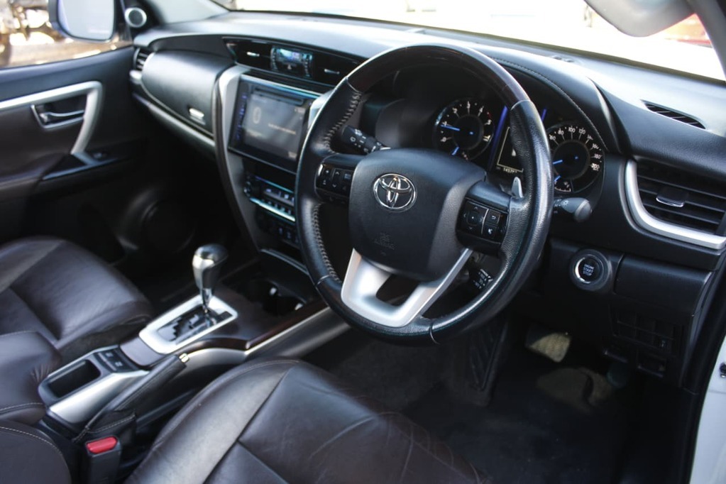 2017 TOYOTA FORTUNER, White, 145500Kms, Automatic, SUV, Diesel, R429 900, Kuilsriver