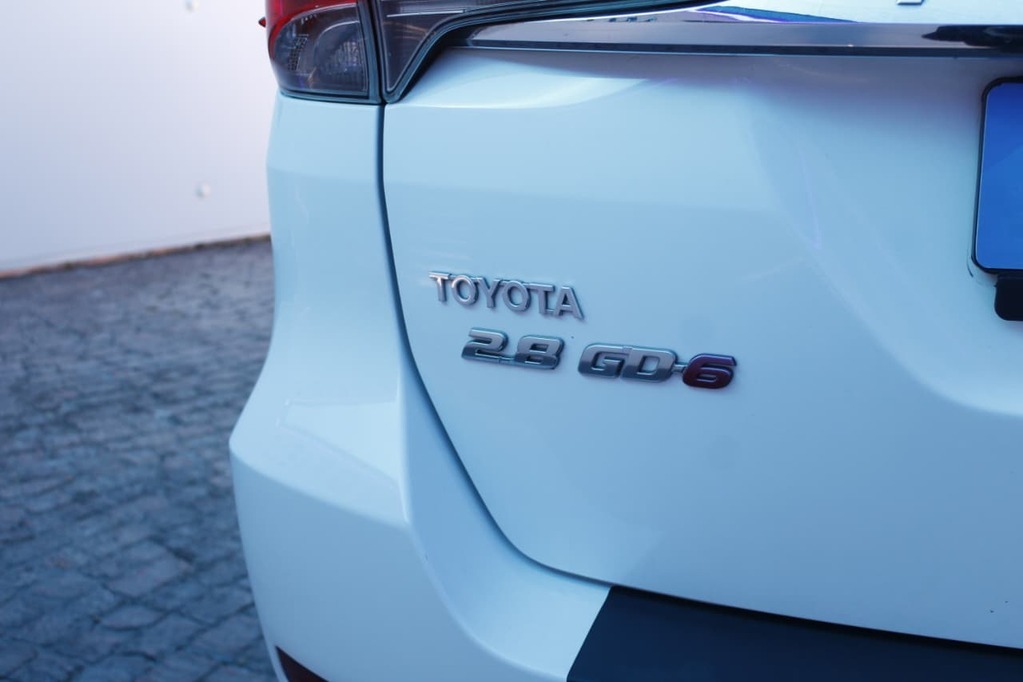 2017 TOYOTA FORTUNER, White, 145500Kms, Automatic, SUV, Diesel, R429 900, Kuilsriver