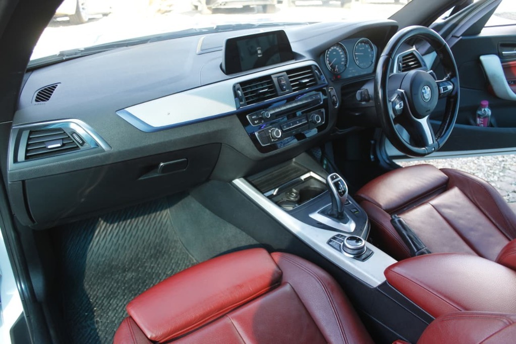 2018 BMW 2 SERIES, White, 145000Kms, Automatic, Coupe, Petrol, R329 900, Kuilsriver