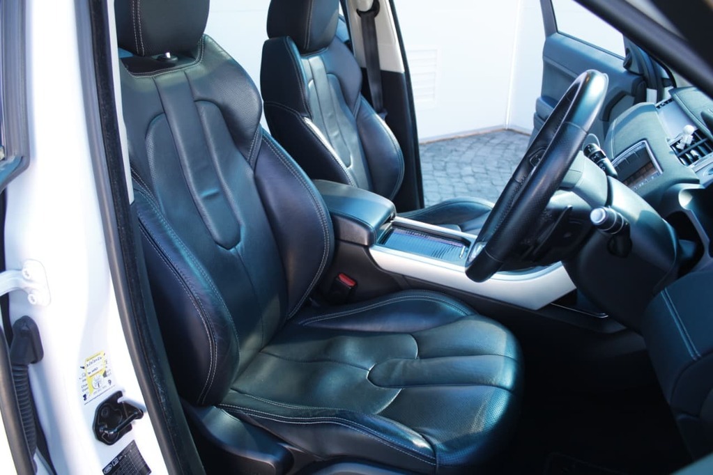 2012 LAND ROVER EVOQUE, White, 96207Kms, Automatic, SUV, Petrol, R284 900, Kuilsriver