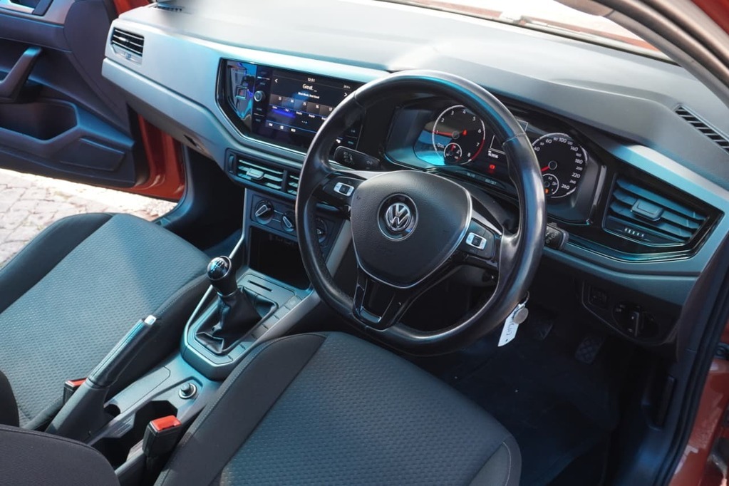 2020 VOLKSWAGEN POLO, Orange, 163823Kms, Manual, Hatchback, Petrol, R249 900, Kuilsriver