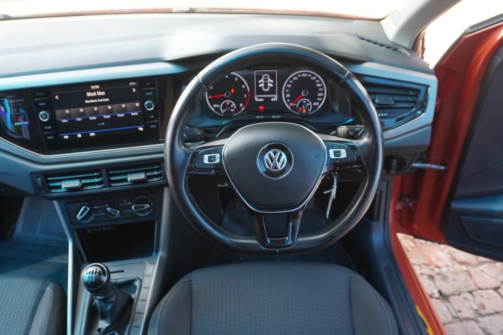 2020 VOLKSWAGEN POLO, Orange, 163823Kms, Manual, Hatchback, Petrol, R249 900, Kuilsriver