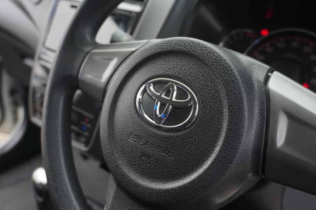 2021 TOYOTA AGYA, White, 86000Kms, Automatic, Hatchback, Petrol, R169 900, Kuilsriver