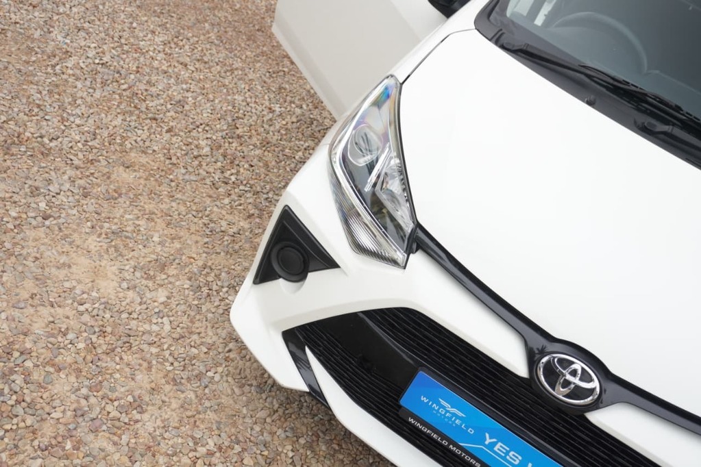 2021 TOYOTA AGYA, White, 86000Kms, Automatic, Hatchback, Petrol, R169 900, Kuilsriver