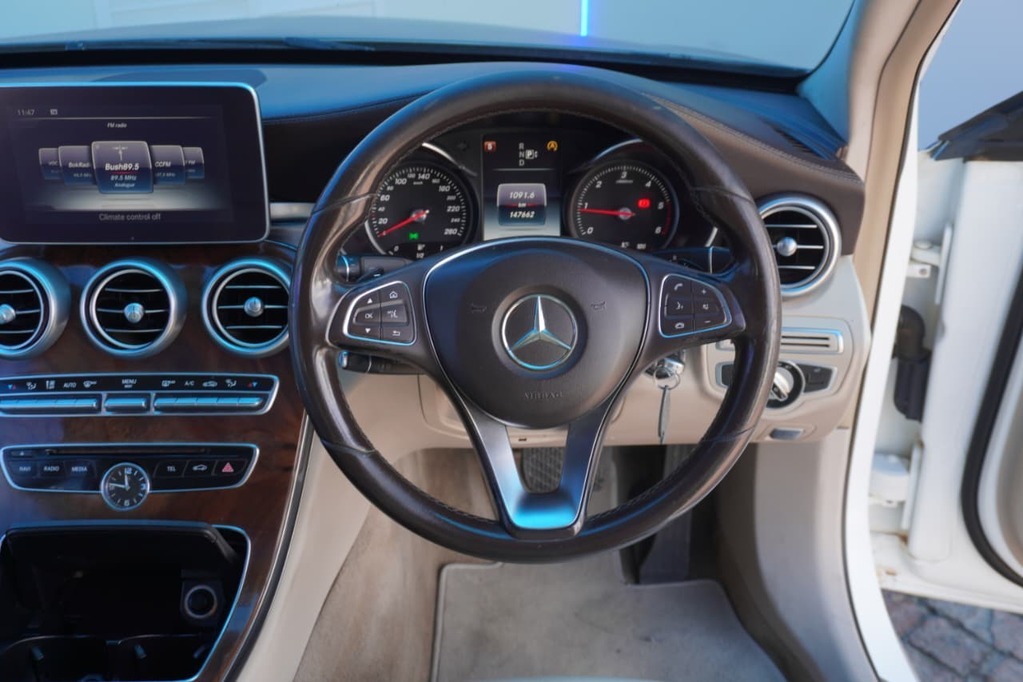 2014 MERCEDES-BENZ C CLASS, White, 147600Kms, Automatic, Sedan, Diesel, R219 900, Kuilsriver