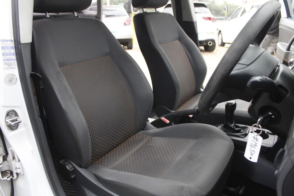 2012 VOLKSWAGEN POLO VIVO, White, 173947Kms, Manual, Hatchback, Petrol, R119 900, Kuilsriver