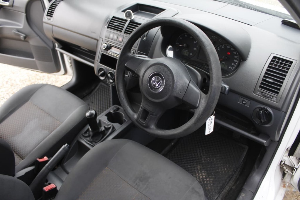 2012 VOLKSWAGEN POLO VIVO, White, 173947Kms, Manual, Hatchback, Petrol, R119 900, Kuilsriver