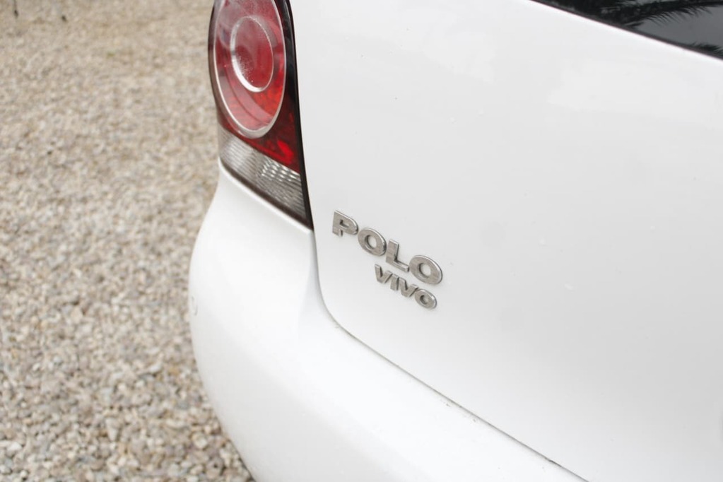 2012 VOLKSWAGEN POLO VIVO, White, 173947Kms, Manual, Hatchback, Petrol, R119 900, Kuilsriver