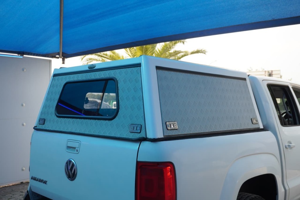 2014 VOLKSWAGEN AMAROK, White, 250000Kms, Manual, Bakkie Double Cab, Diesel, R249 900, Kuilsriver